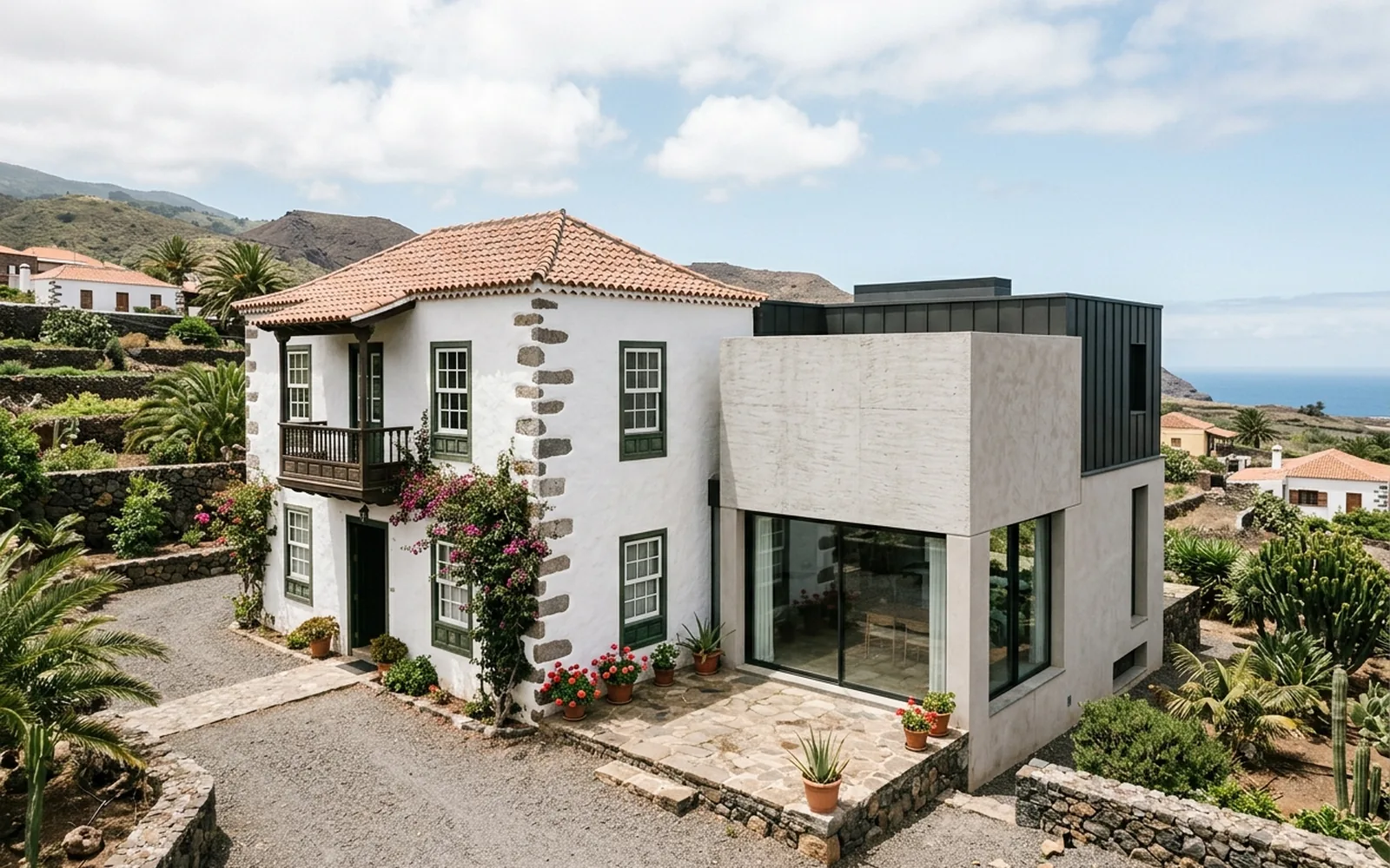 Vivienda con una ampliación construida claramente reconocible