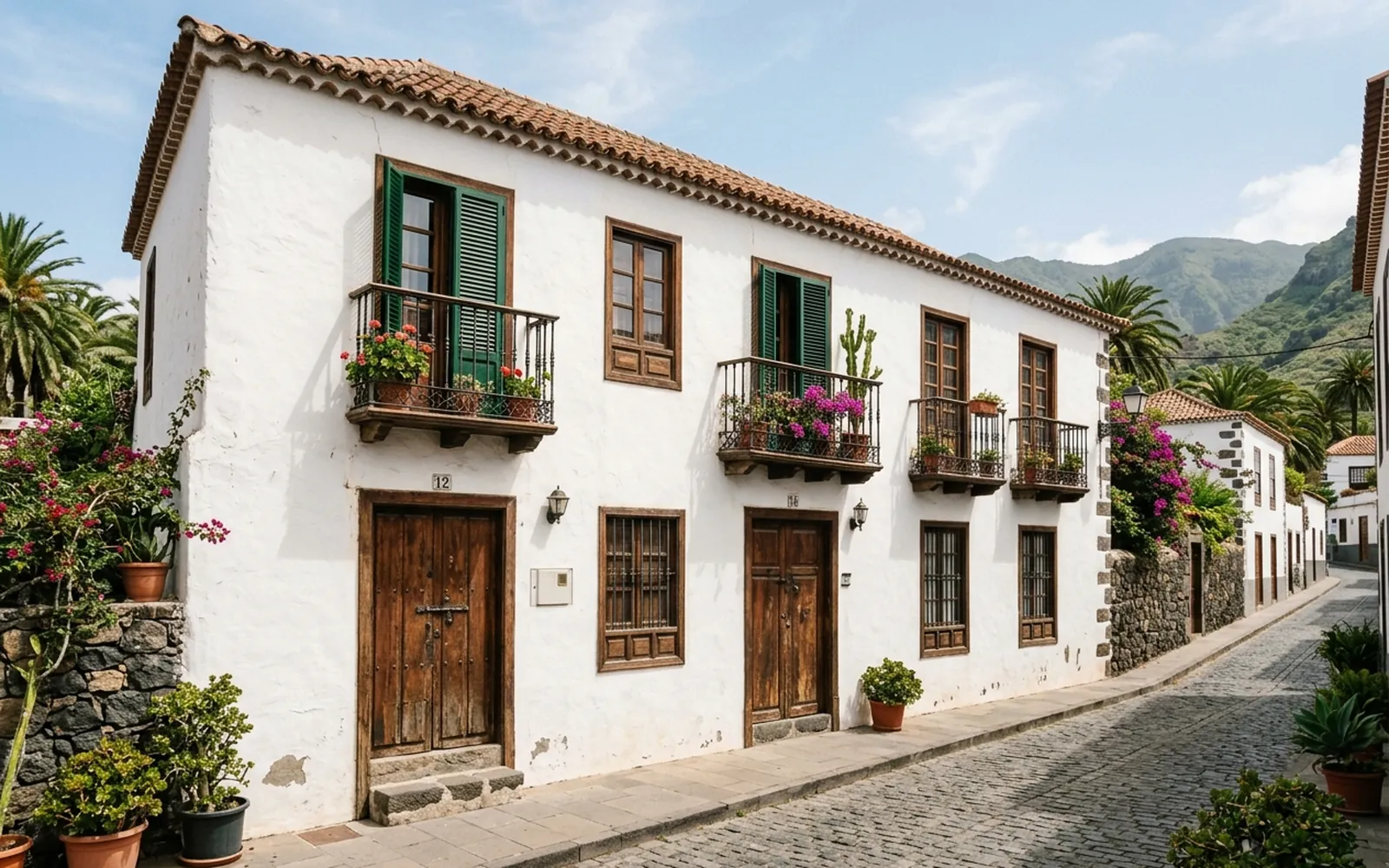 Edificio residencial existente con varias viviendas y accesos independientes